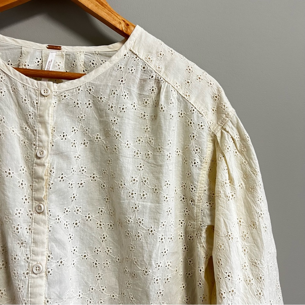 Free People Cream Eyelet Long Sleeve Blouse Tie Waist Size Small - Picture 3 of 8
